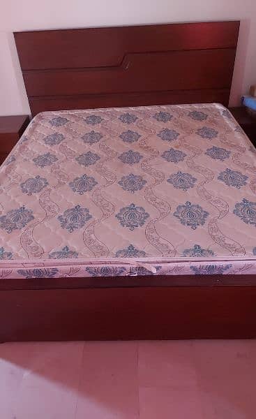 king size wooden bed and 9inch spring mattress 1