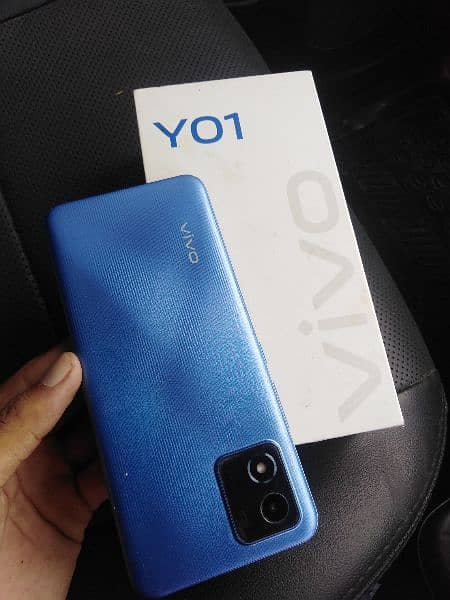 vivo y 01  15000 new condition acha phone ha rate final 1