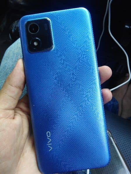 vivo y 01  15000 new condition acha phone ha rate final 4