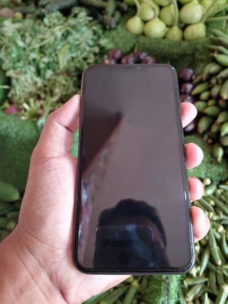 I fhone xs max 64 gb pta 9