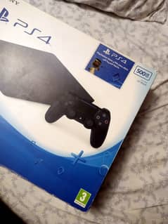 PS4 Slim 500 GB - Excellent Condition + 2 DVDs