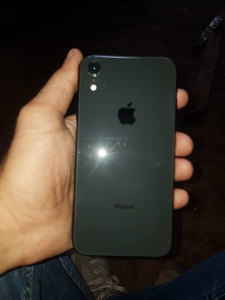 iPhone XR 0