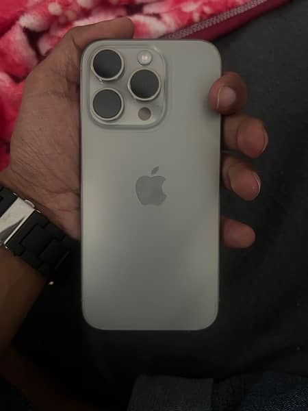 iphone 15  pro jv 3