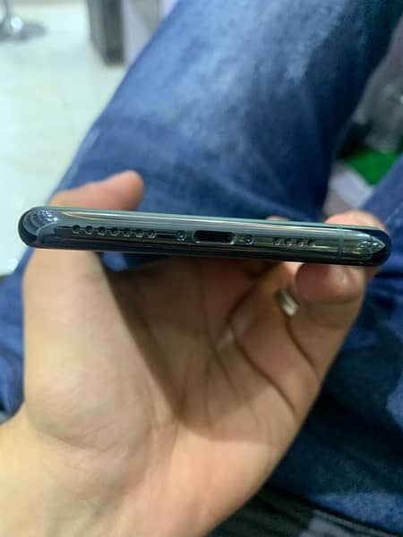 iphone 11pro max 64GB non pta JV 1