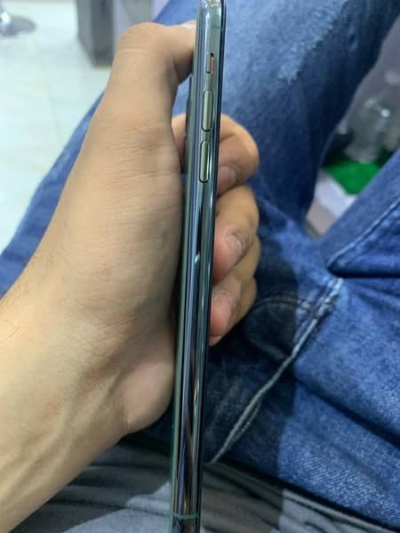 iphone 11pro max 64GB non pta JV 3