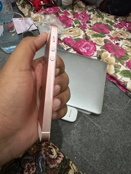 iphone 5se 32gb 3