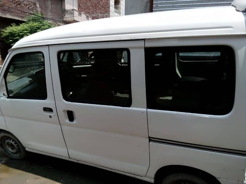 Daihatsu Hijet 2012 9