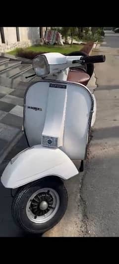 vespa scoter