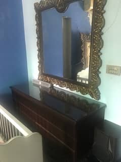 Dressing table in an excellent condition