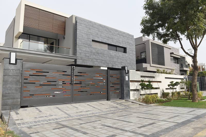 1 Kanal Slightly Used Unique Modern Design House For Sale At Prime Location In DHA Lahore 0