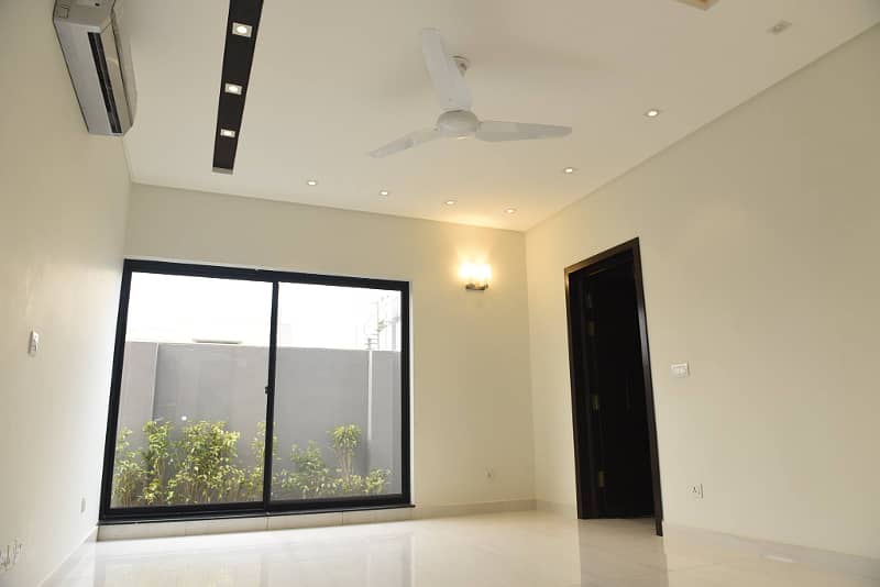 1 Kanal Slightly Used Unique Modern Design House For Sale At Prime Location In DHA Lahore 4