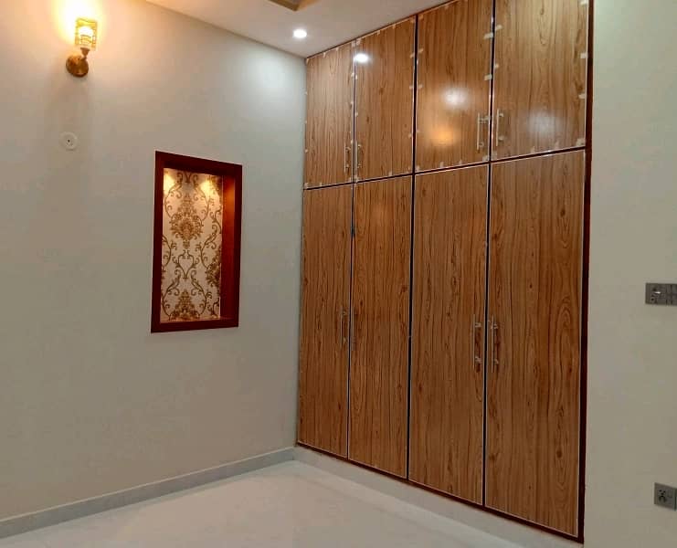 A 5 Marla House In Lahore Is On The Market For sale 6