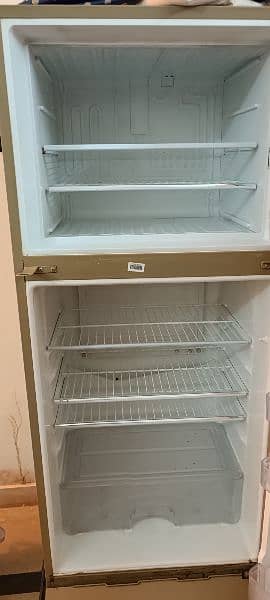 Dawlance Refrigerator for sale 3