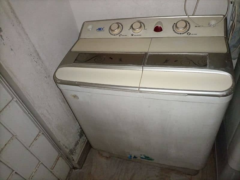 Washing machine with dryer 1