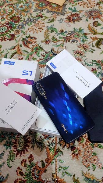 vivo s1 128 gb 0