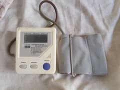 Auto matic blood pressure monitor machine