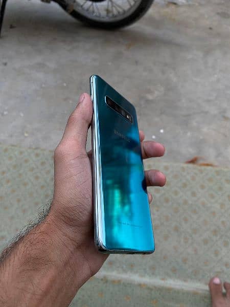 Samsung Galaxy S10 1