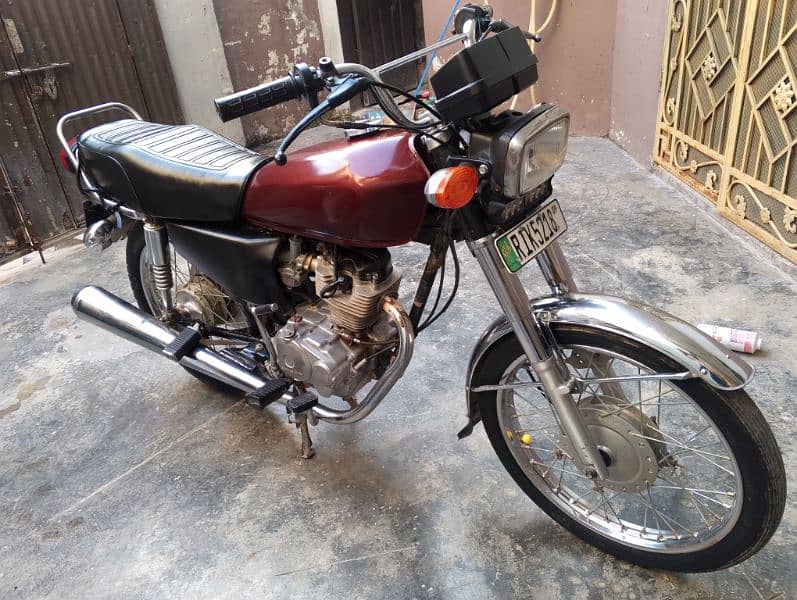 Honda 125 lush condition 8