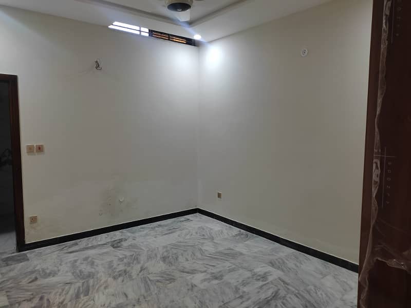 Ground basement for rent in D12 size 25*50 7