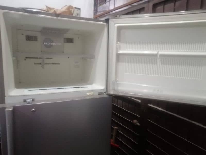 LG refrigerator 2