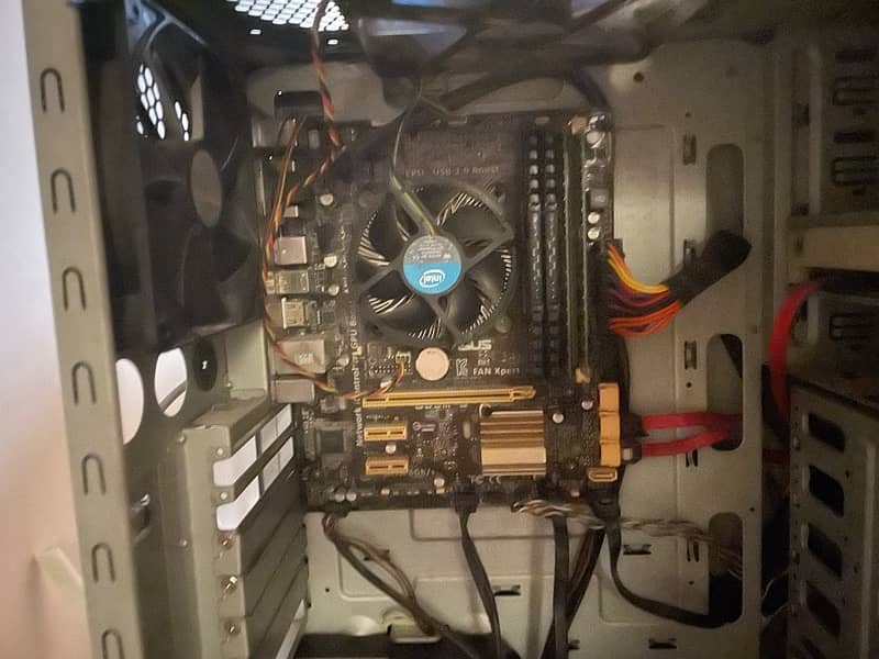 i5 4590+Asus H-81 motherboard+16gb ram 0