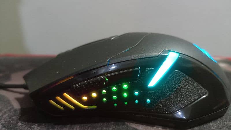 RedDragon M601 Centophorus Gaming mouse 2