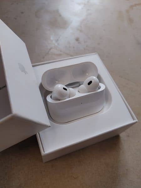 Airpods Pro (2nd generation) 4