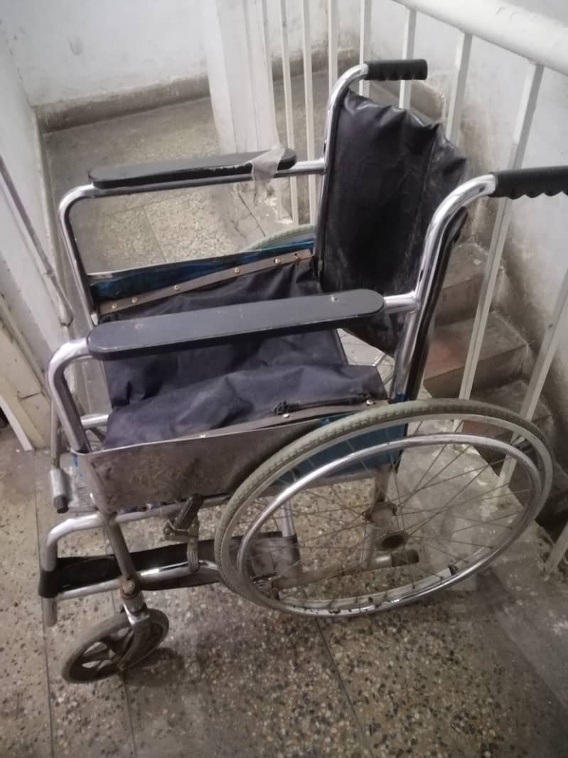 Manual Wheel Chair 0