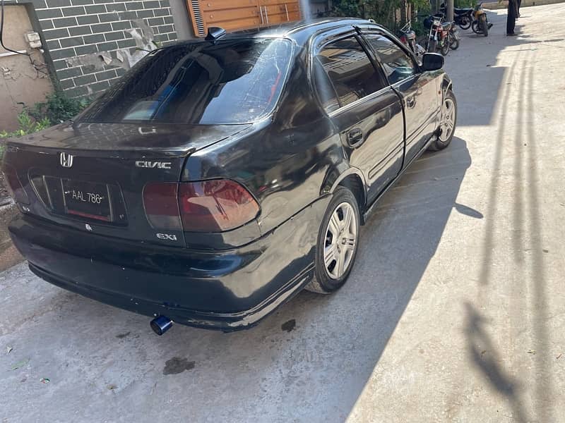 Honda Civic EXi 1996 4