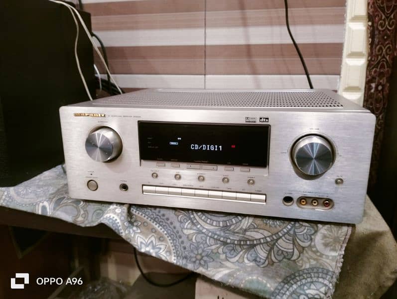 MARANTZ Amplifier 5