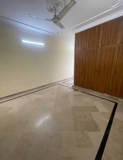 10 marla uper portion for rent in pwd