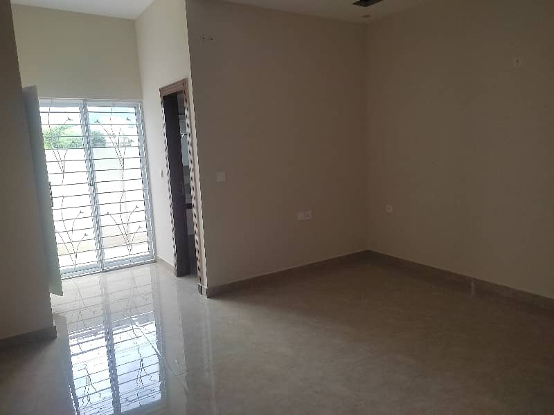 Upper Portion For Rent In D12 Size 40*80 1