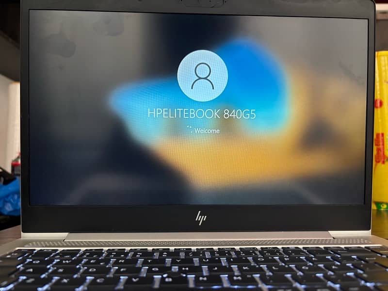 HP ELITEBOOK 840 G5 16/256SSD 4