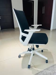 Selling Branded Office Chairs from Master Offisys 0