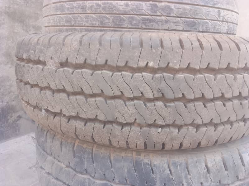 12 tyres   R12 R14 size 3