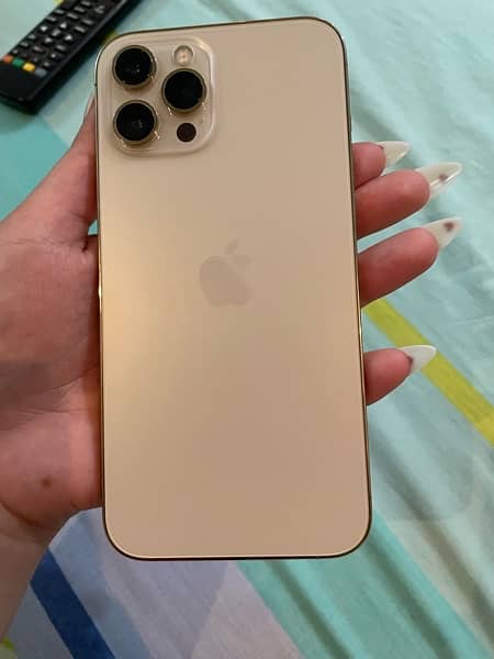 Iphone 12 pro max Gold (non pta) 128gb Good condition (negotiable) 1