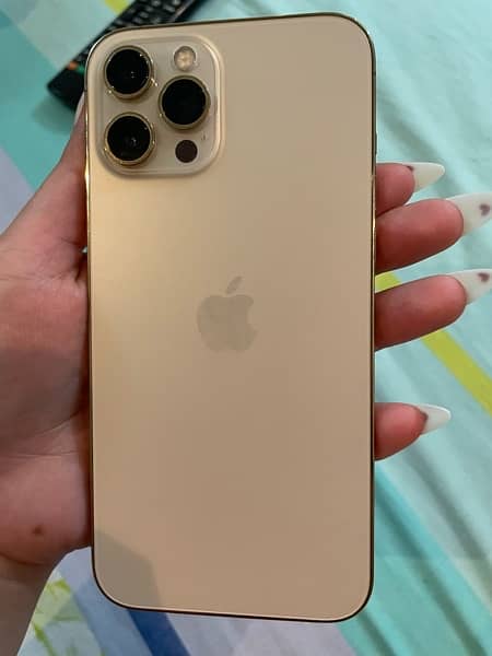 Iphone 12 pro max Gold (non pta) 128gb Good condition (negotiable) 2