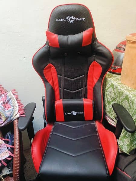 Global Razer Gaming Chair (Red) 1