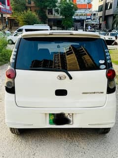 Daihatsu Mira 2012