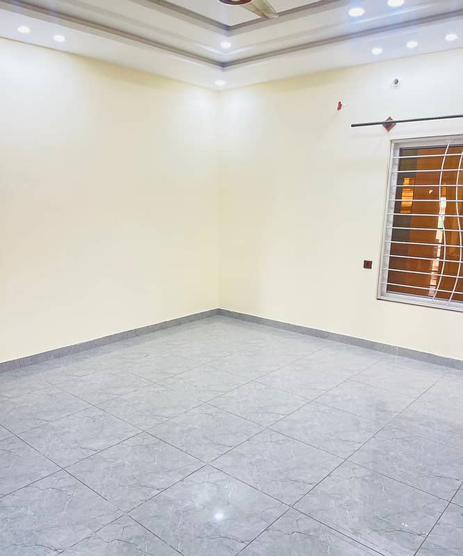 1 kanal Uper portion for rent in pwd 4