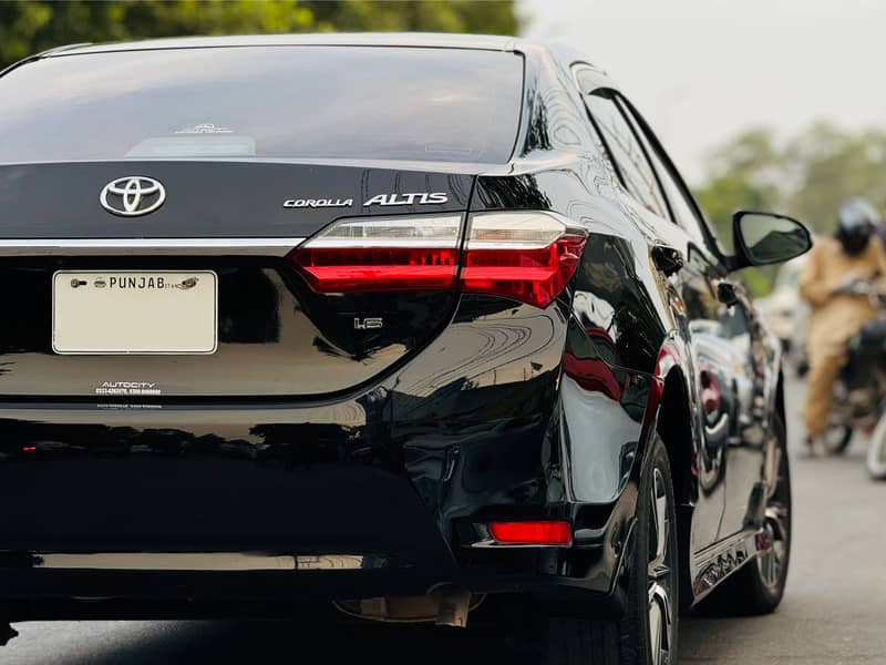 Toyota Corolla Altis 2020 6