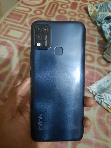 Infinix hot 10 play 4/64 gb 3