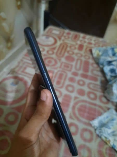 Infinix hot 10 play 4/64 gb 5