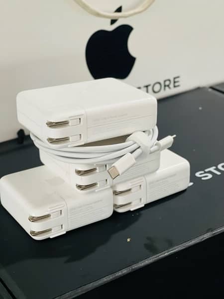 Macbook Orignal Charger and  type C Cable 1