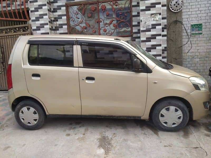 Suzuki Wagon R 2017 11