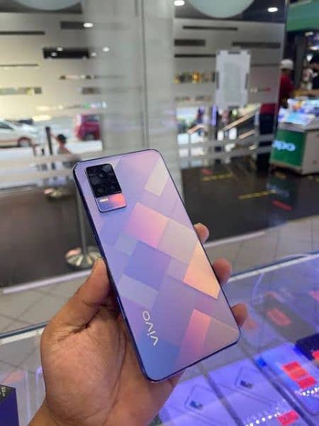 vivo V21e lush 5