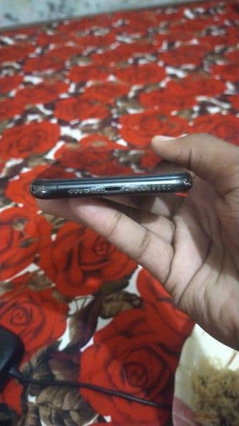 i phone xs max 256 4