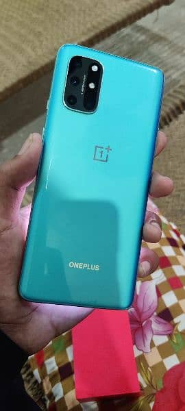 one plus 8t 0