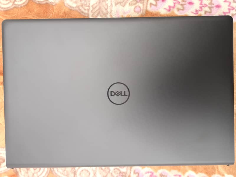 Dell i5 12th Gen 16GB Ram and 512GB SSD UHD graphics card 8gb 1