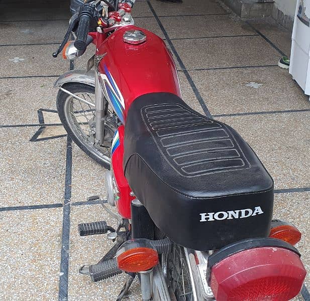 Honda 125 2022 model September 2022 Invoice. . 5